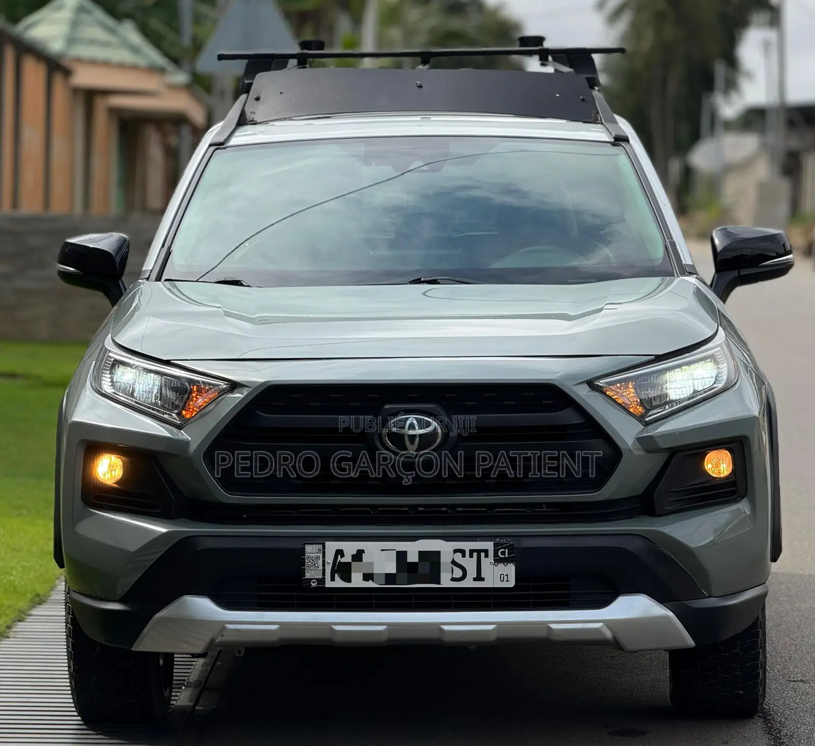 Toyota RAV4 2020 Gris