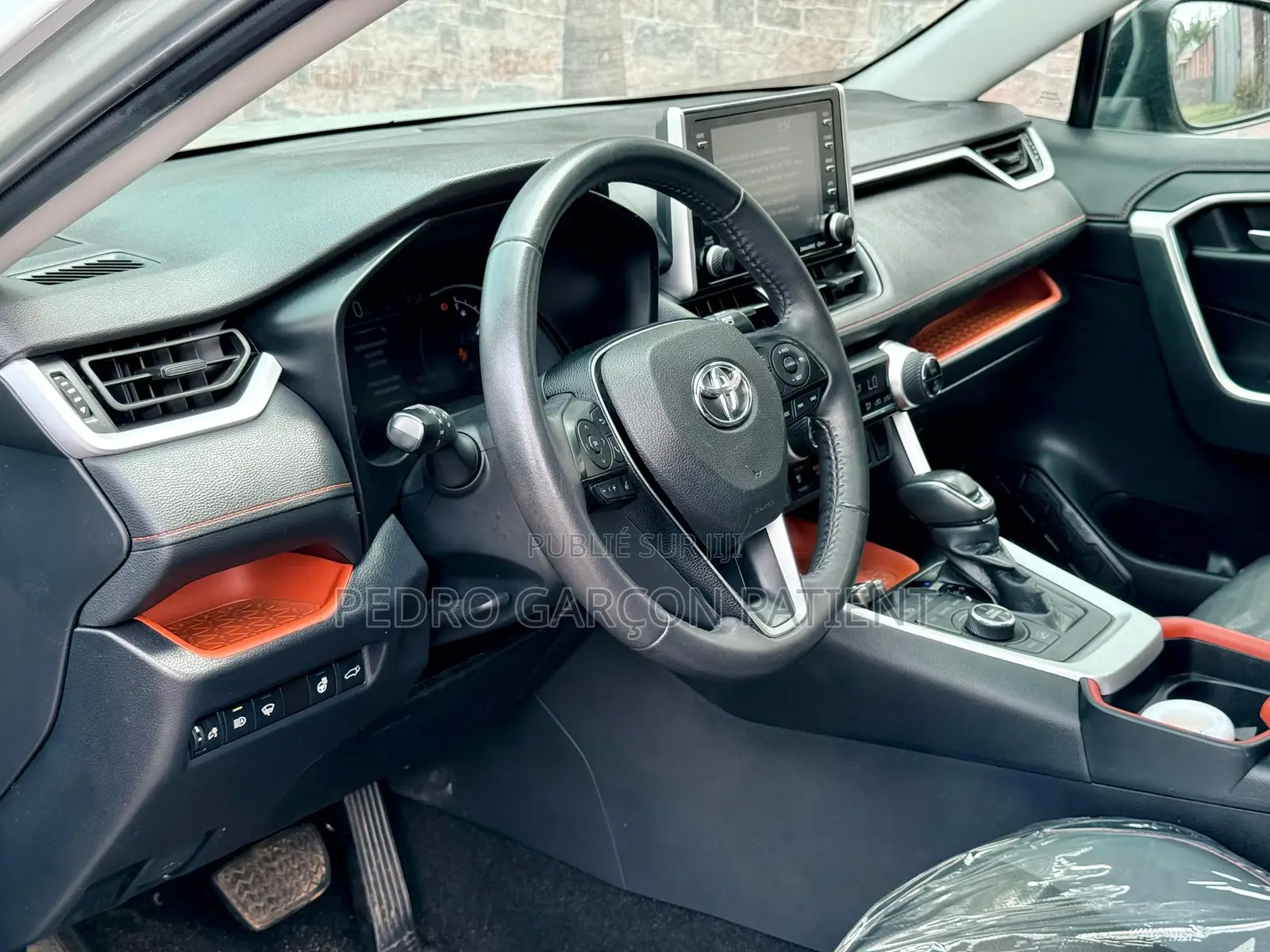 Toyota RAV4 2020 Gris