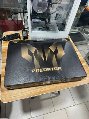 Photo - New Acer Predator Helios 18 PH18-71 32GB Intel Core I9 SSD 1T