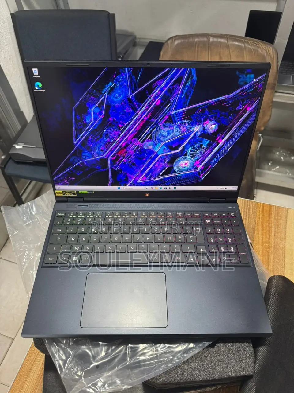 New Acer Predator Helios 18 PH18-71 32GB Intel Core I9 SSD 1T