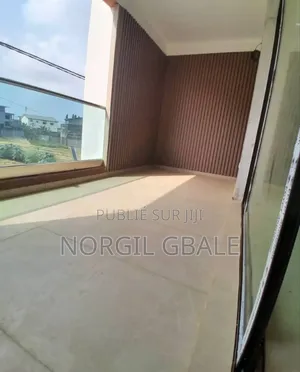 2chbre Appartement dans Avec Norco, Cocody à Vendre