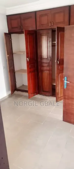 2chbre Appartement dans Avec Norco, Cocody à Vendre