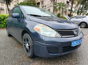 Photo - Nissan Micra 2010 Bleu