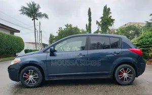 Nissan Micra 2010 Bleu