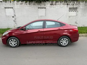 Hyundai Accent 2012 Rouge