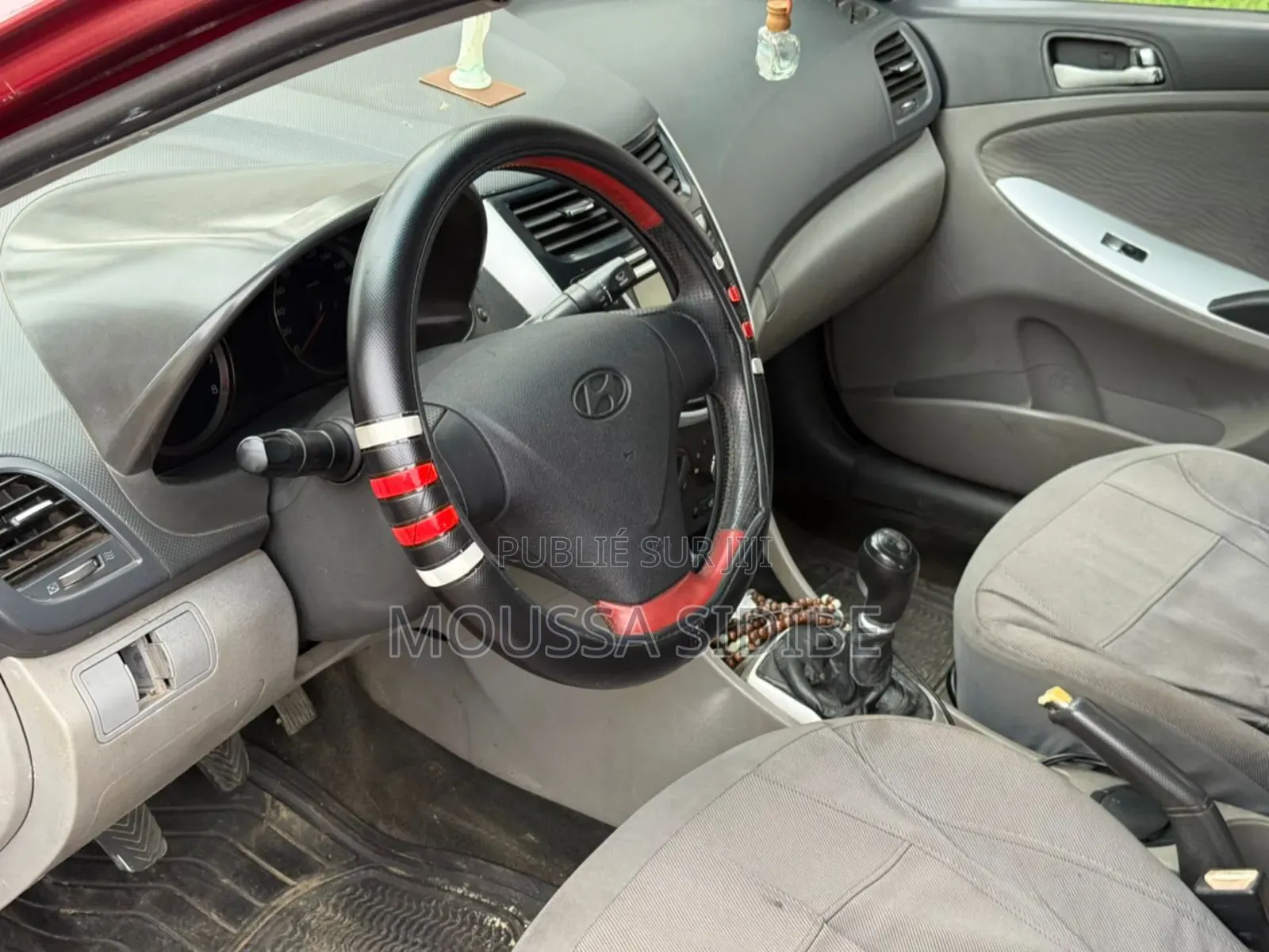 Hyundai Accent 2012 Rouge