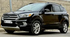 Ford Escape SEL FWD 2019 Noir