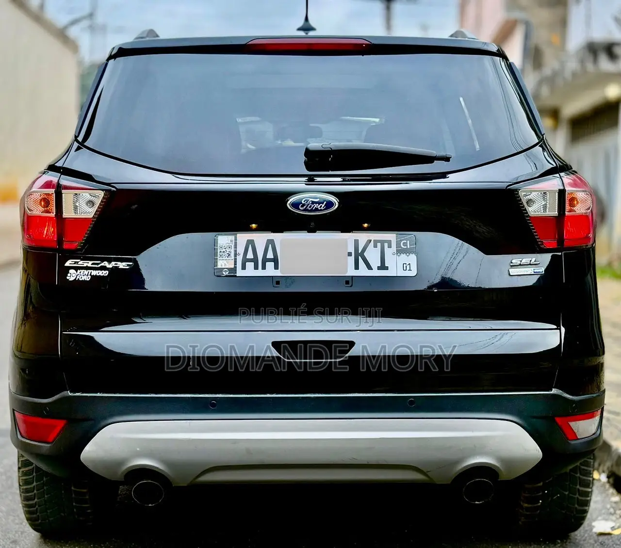 Ford Escape SEL FWD 2019 Noir