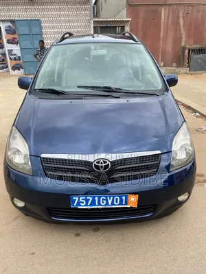 Photo - Toyota Corolla Verso 2004 Bleu