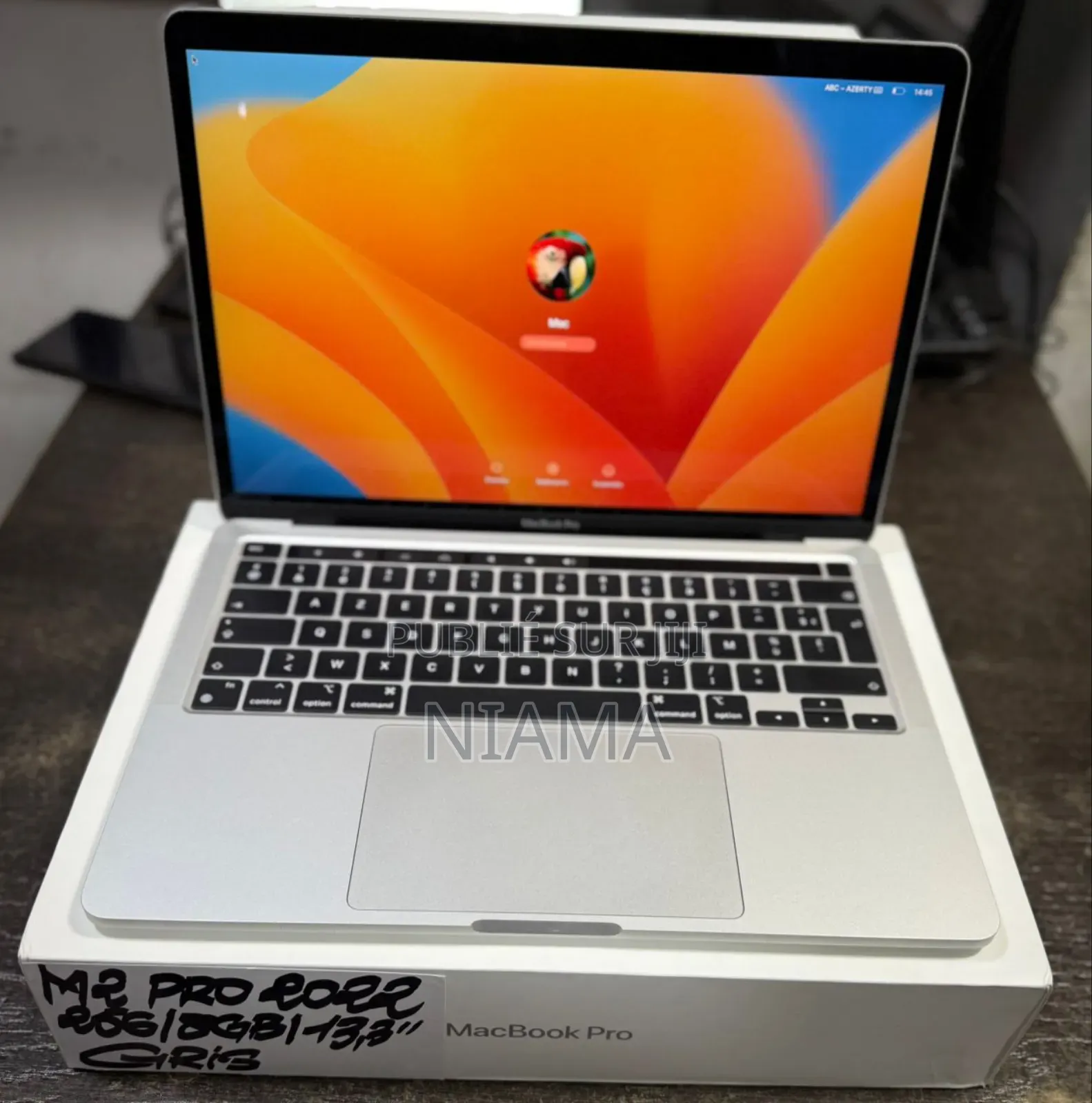 New Pomme MacBook Pro 2022 M2 16GB Apple M2 SSD 512GB