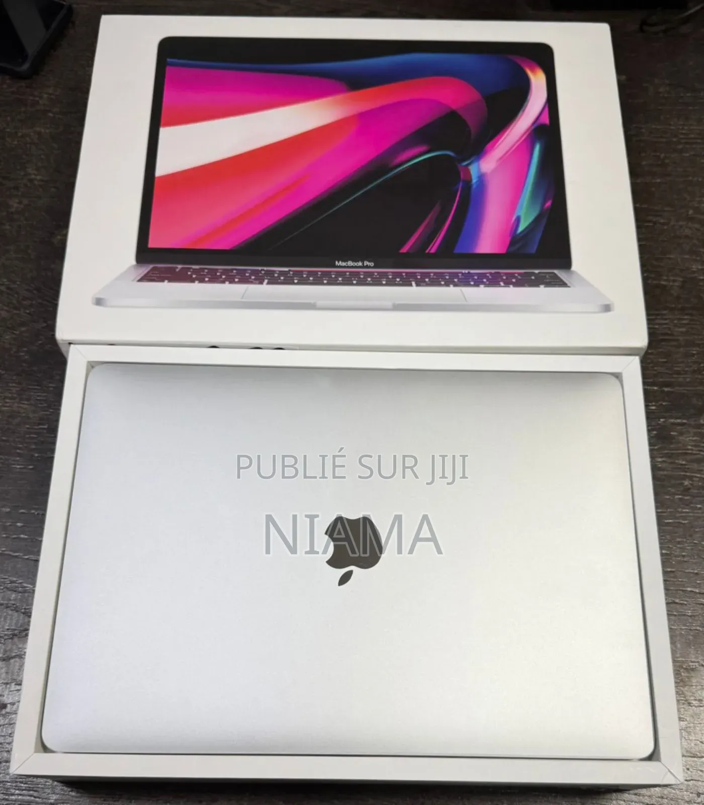 New Pomme MacBook Pro 2022 M2 16GB Apple M2 SSD 512GB