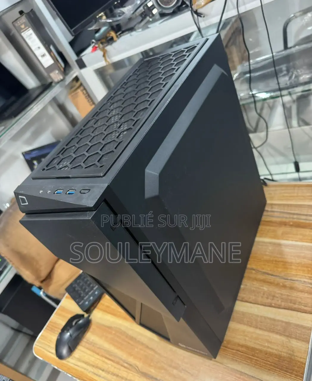 Ordinateur De Bureau MSI Aegis SE 10SI 16GB Intel Core I7 SSD 1T