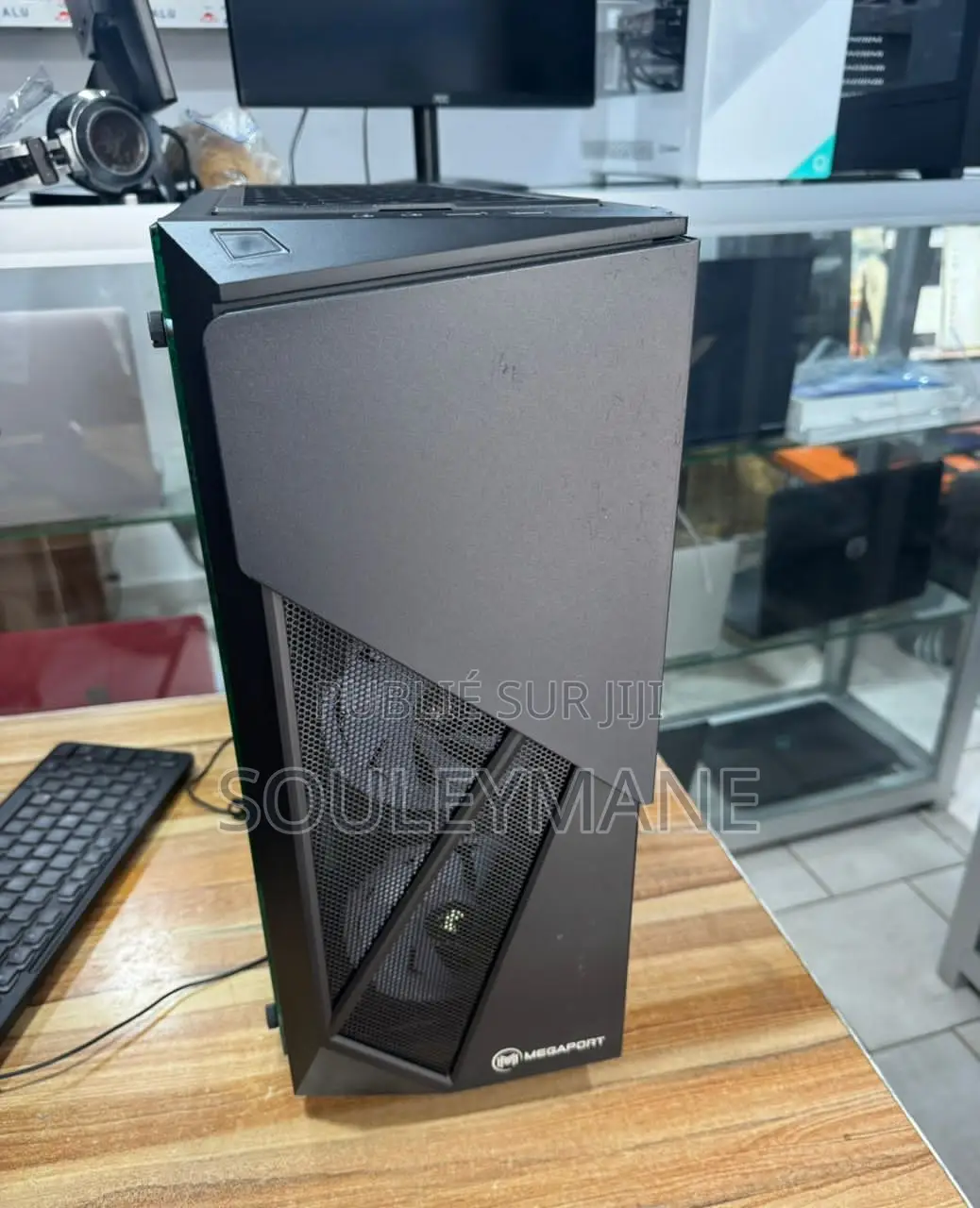 Ordinateur De Bureau MSI Aegis SE 10SI 16GB Intel Core I7 SSD 1T