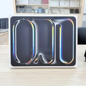 Neuf Apple iPad Pro 13 (2024) 256 GO Autre