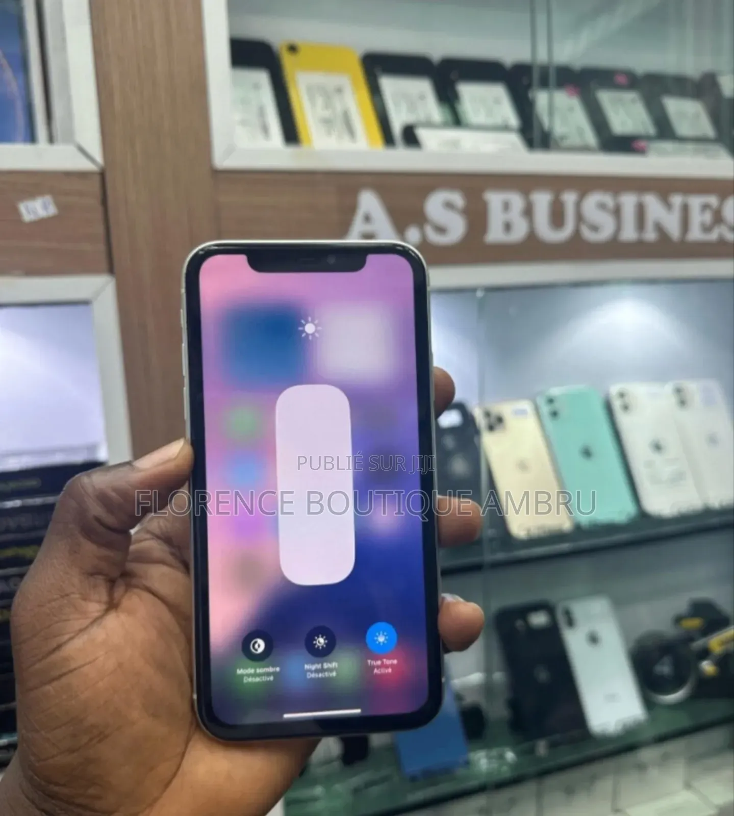 New Pomme iPhone 11 128 GB Blanc