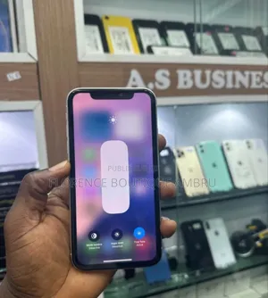 New Pomme iPhone 11 128 GB Blanc