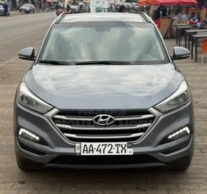 Photo - Hyundai Tucson SE AWD 2018 Gris