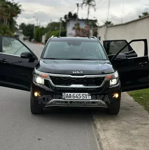Photo - Kia Seltos LX 2023 Noir Mat