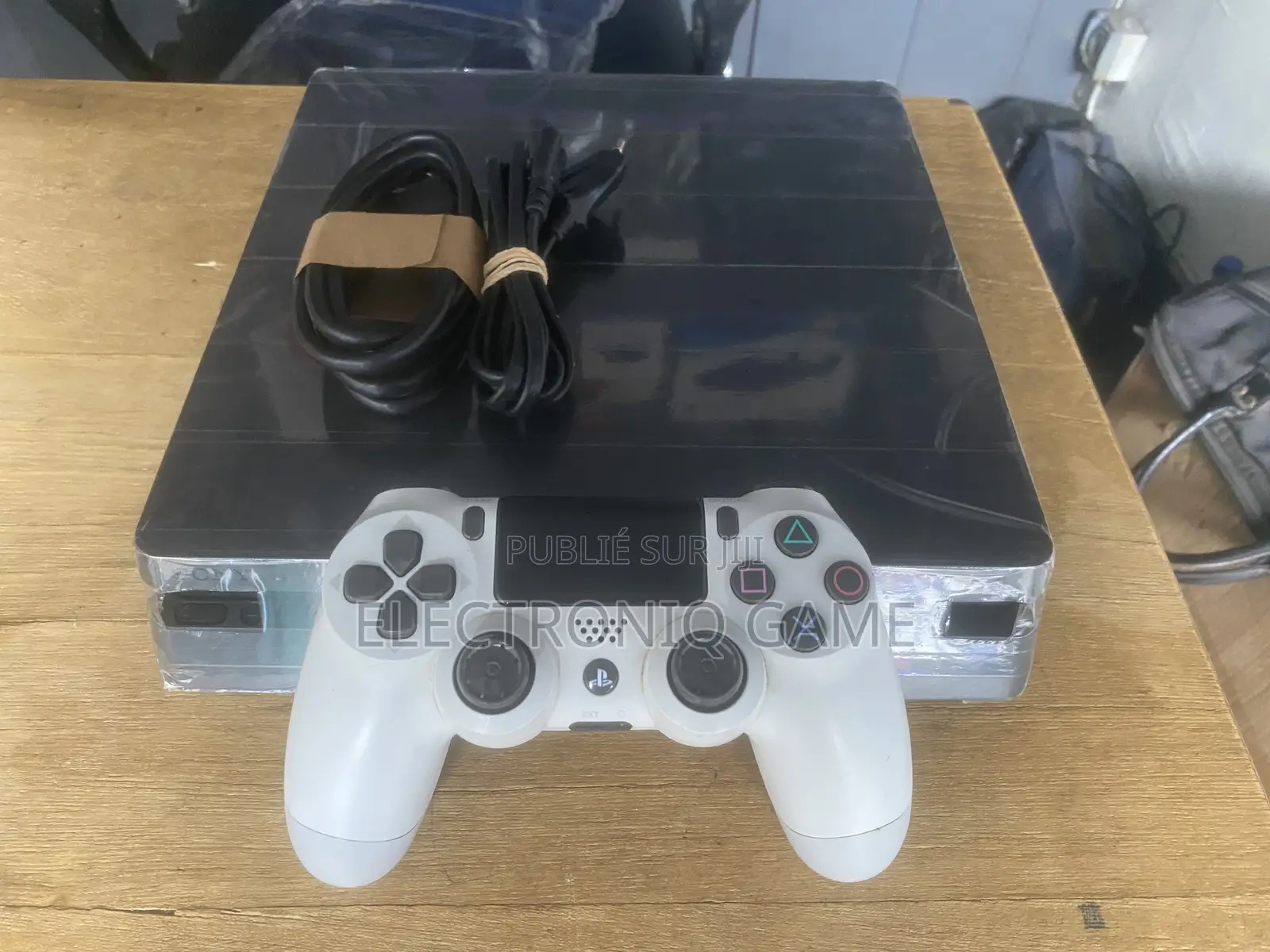 Playstation 4 Slim