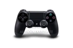 Playstation Ps4 Slim Craquée 
500 Go + 1 Manette - Noir Avec 10 Jeux