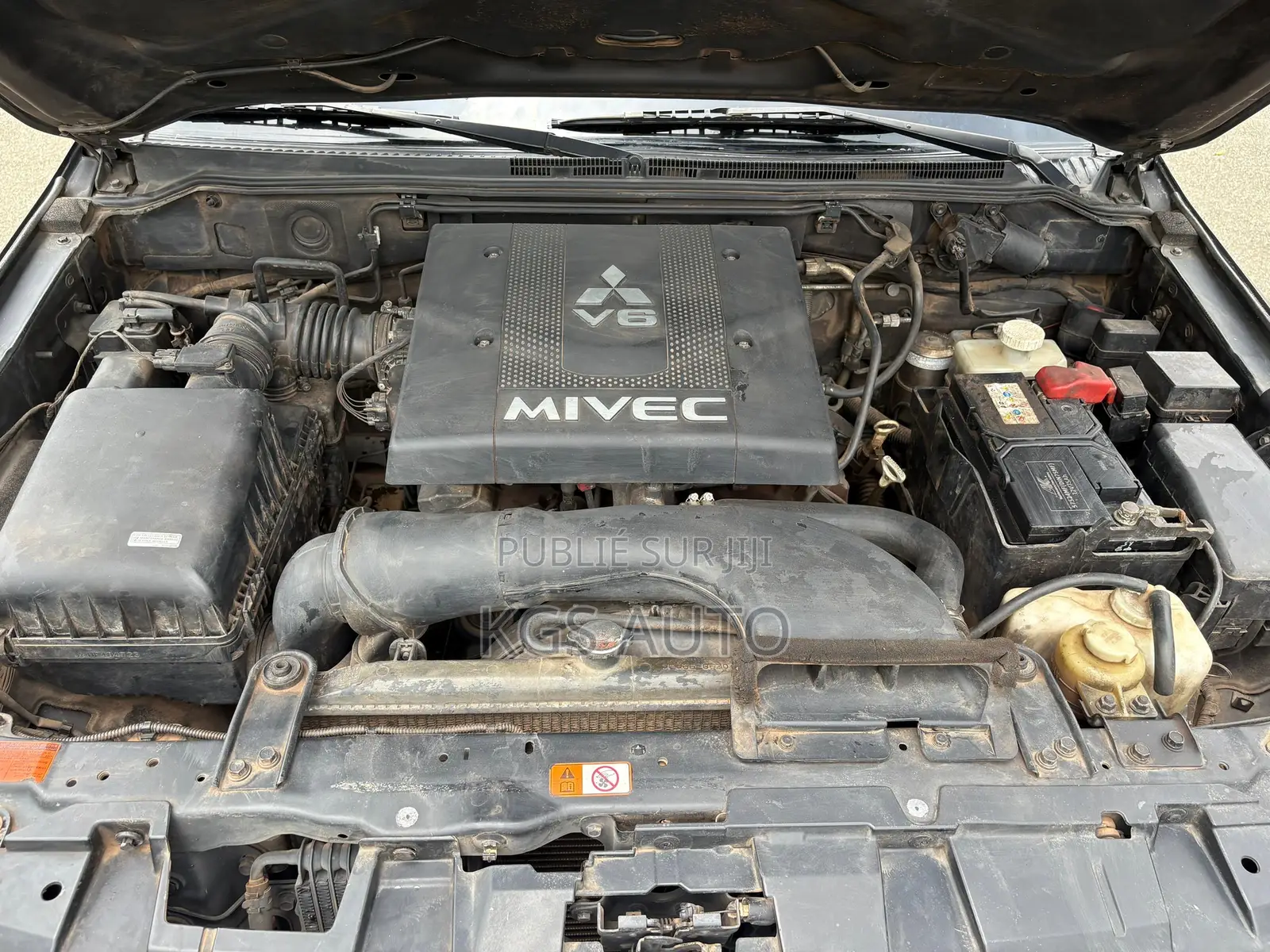 Mitsubishi Pajero V90 3.8 V6 GLS/GLX 2018 Marron