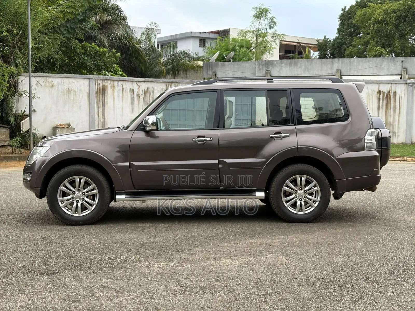 Mitsubishi Pajero V90 3.8 V6 GLS/GLX 2018 Marron