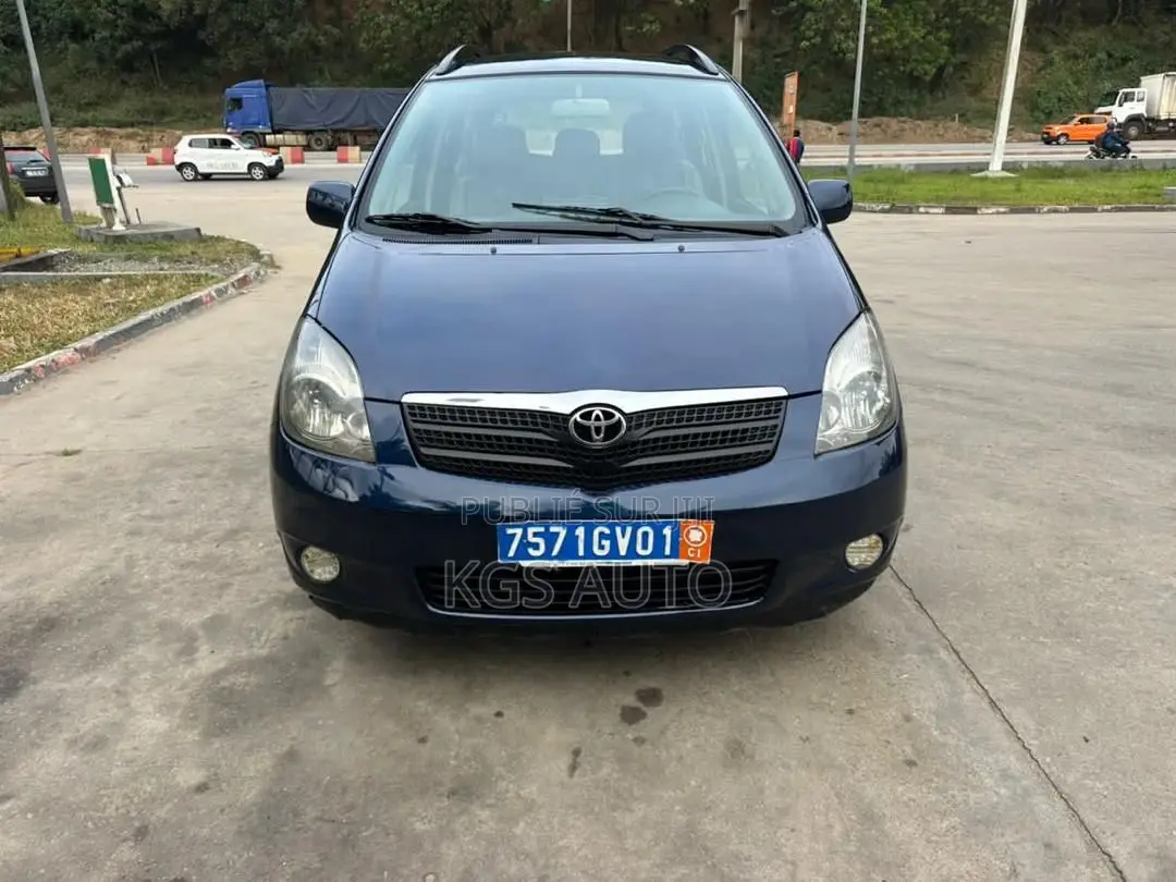 Toyota Verso 1.6 2009 Bleu