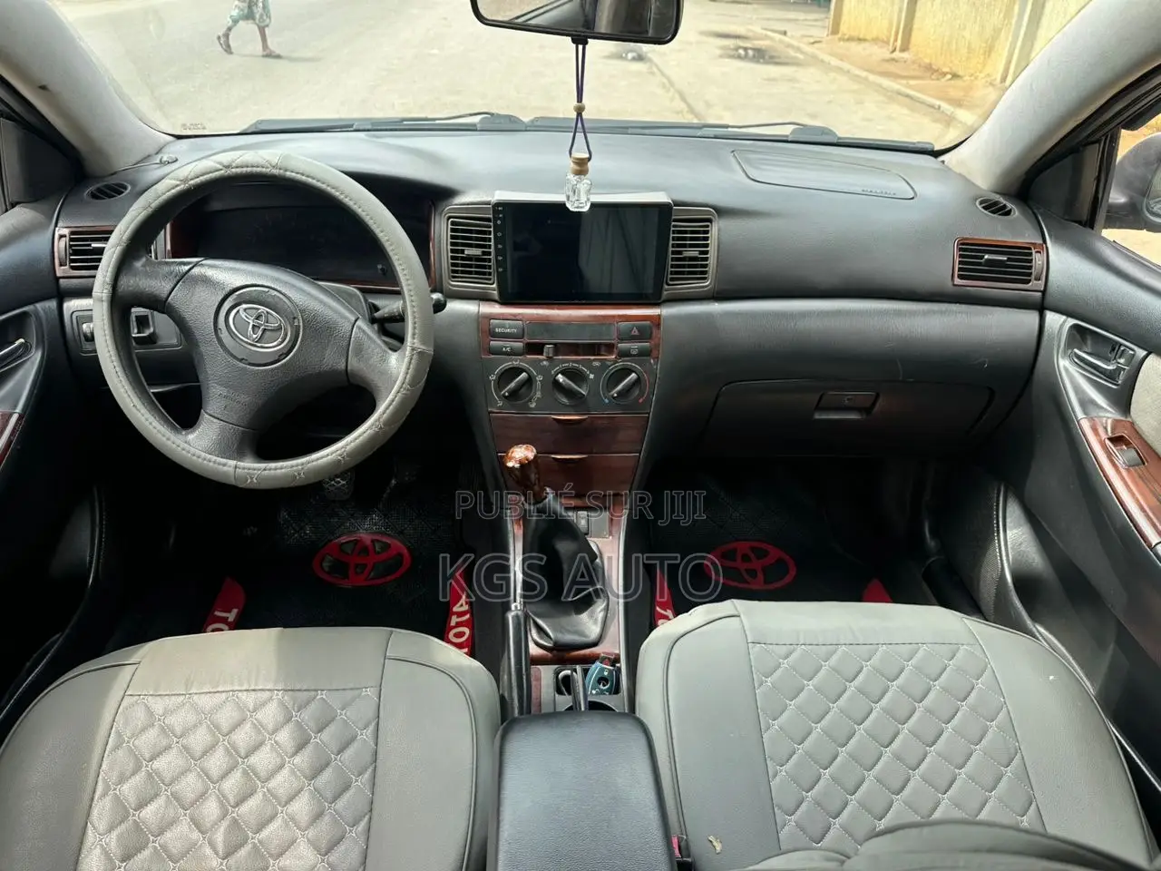 Toyota Corolla Sedan 2004 Gris