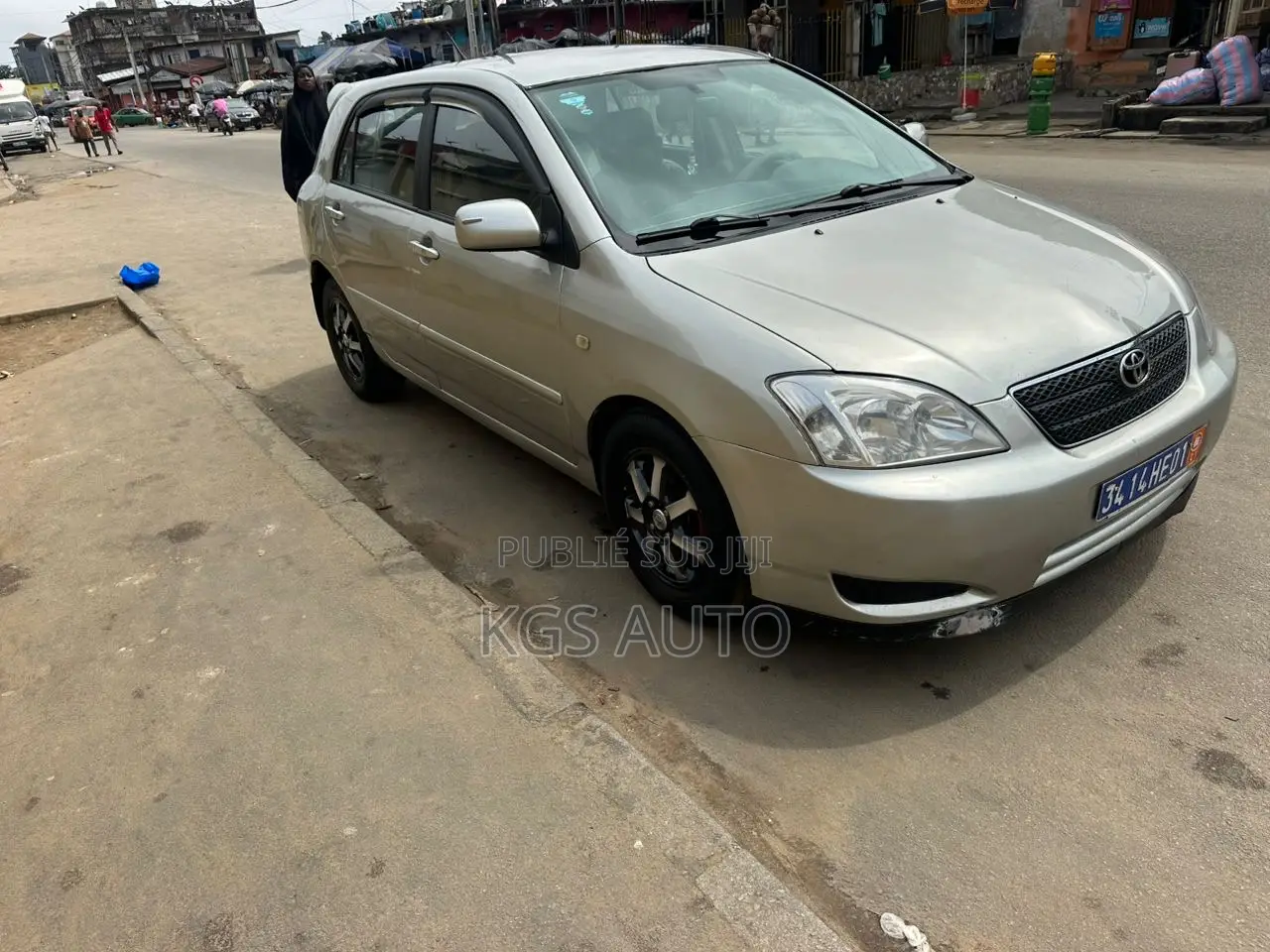 Toyota Corolla Sedan 2004 Gris