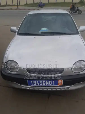 Toyota Corolla 1.4 Sedan 2002 Gris