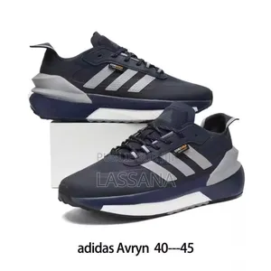 Adidas Avryn