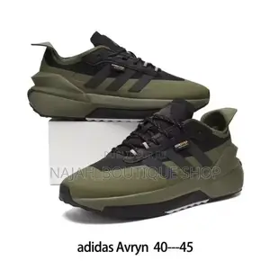 Adidas Avryn
