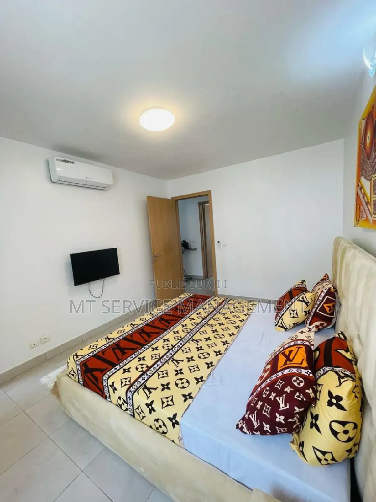 Furnished 2chbre Appartement dans Mt Location, Cocody à Louer