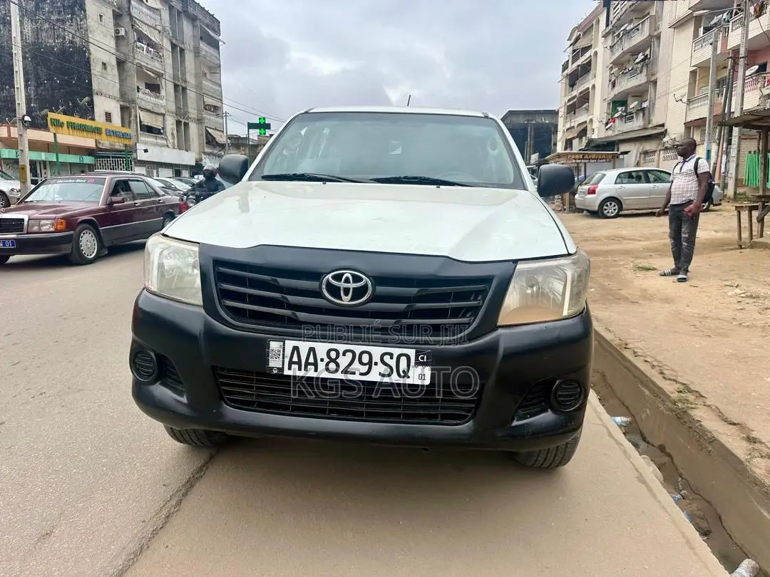 Toyota Hilux Revo Double Cab Deisel 2.4 AWD 2016 Blanc