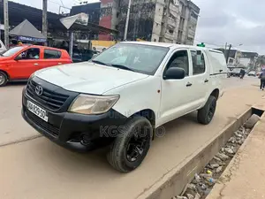 Toyota Hilux Revo Double Cab Deisel 2.4 AWD 2016 Blanc