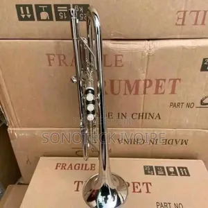 Trompette Disponible