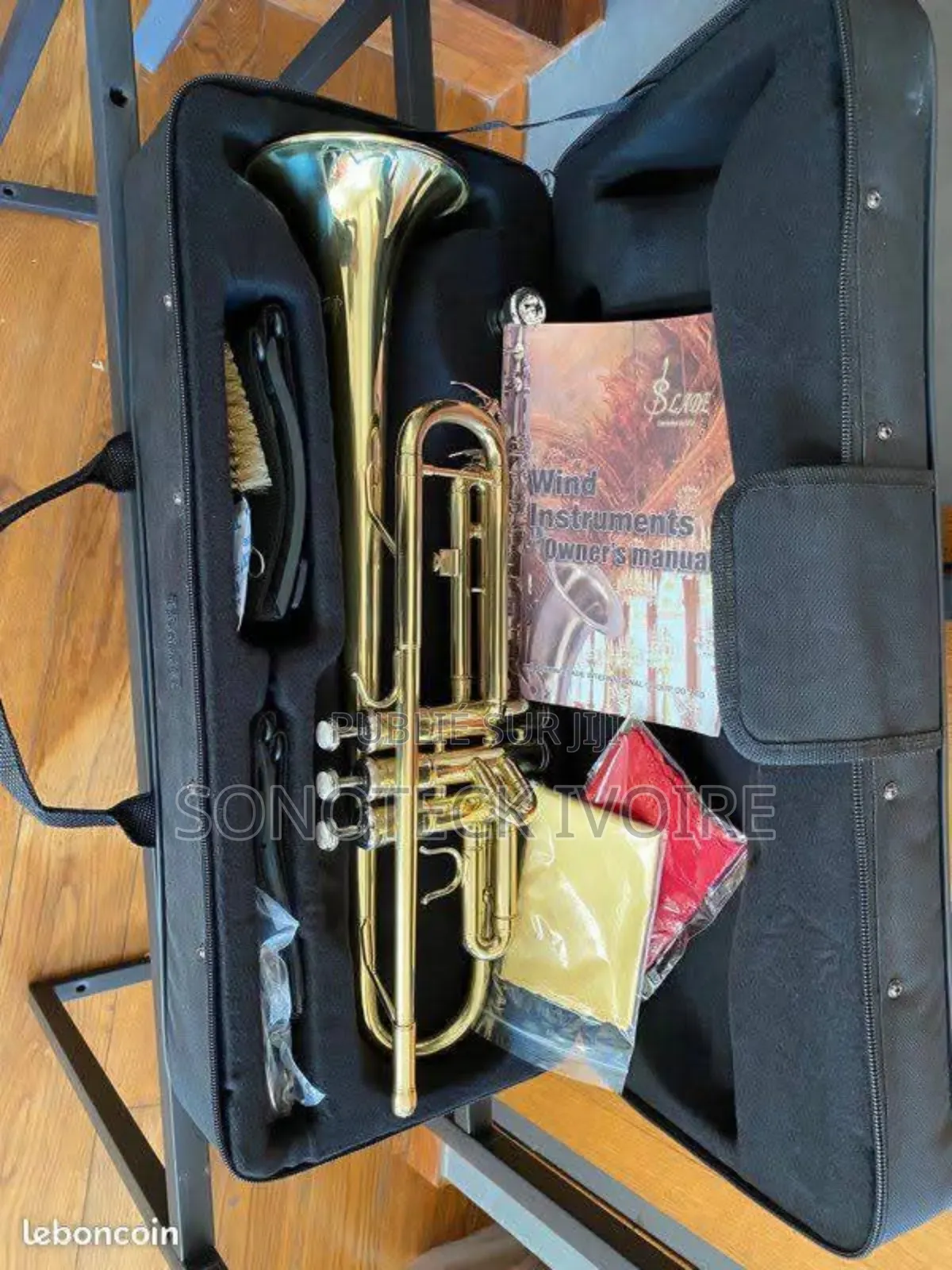 Trompette Disponible