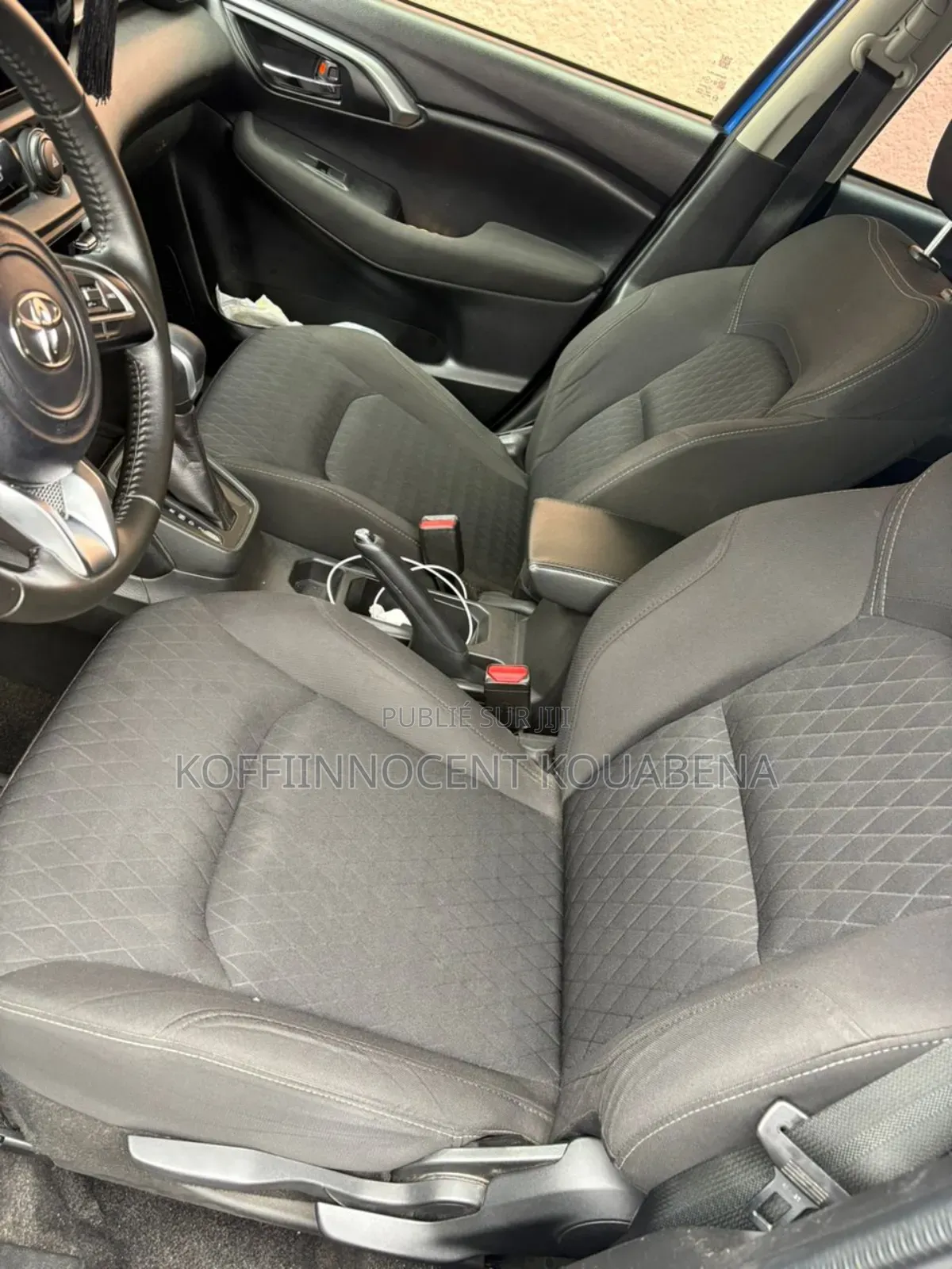 Toyota Urban Cruiser 2024 Bleu