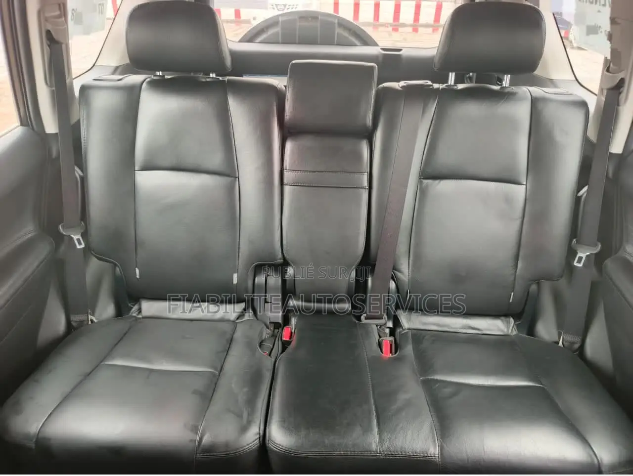 Toyota Land Cruiser Prado 2023 Gris