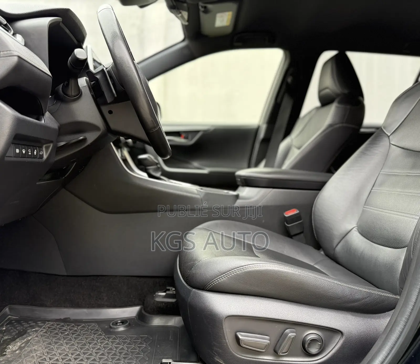 Toyota RAV4 Hybrid 2022 Noir