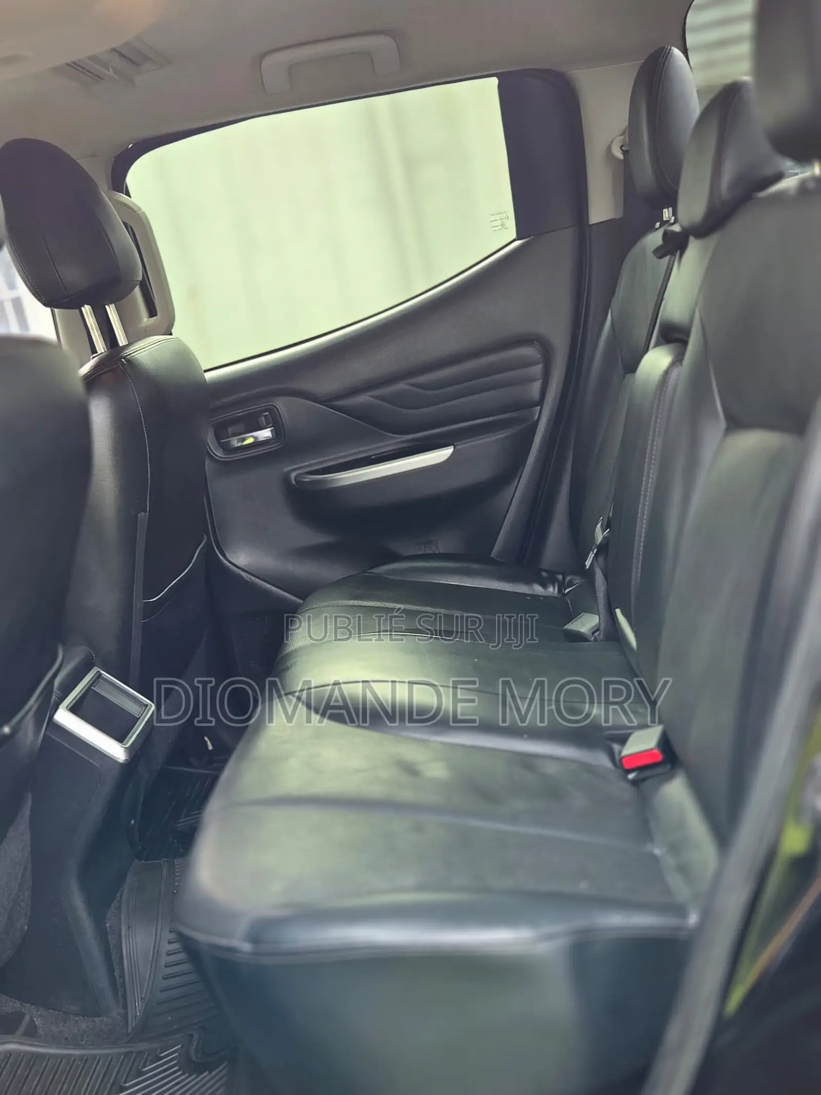 Mitsubishi L200 2023 Noir