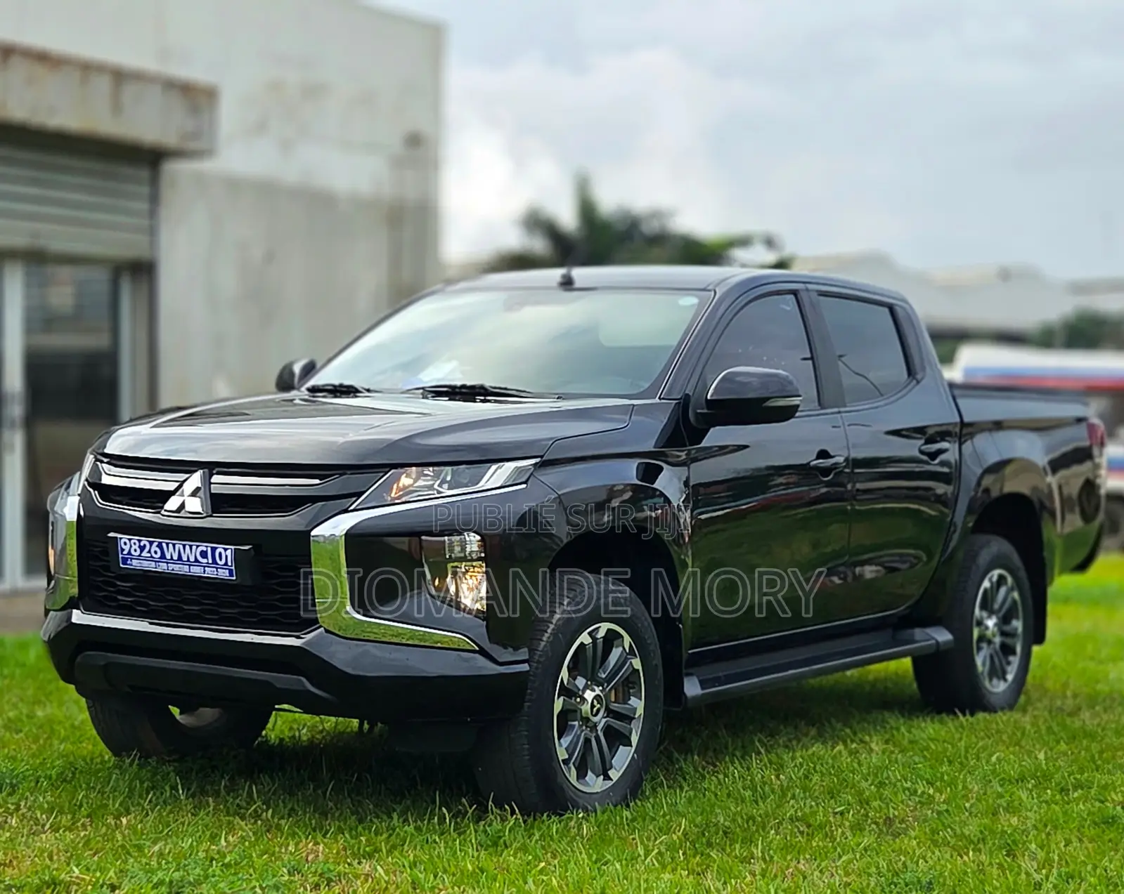 Mitsubishi L200 2023 Noir