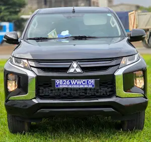 Photo - Mitsubishi L200 2023 Noir