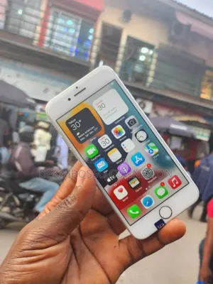 Apple iPhone 7 32 GB Gris