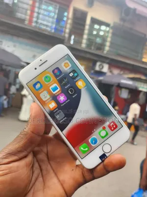 Apple iPhone 7 32 GB Gris