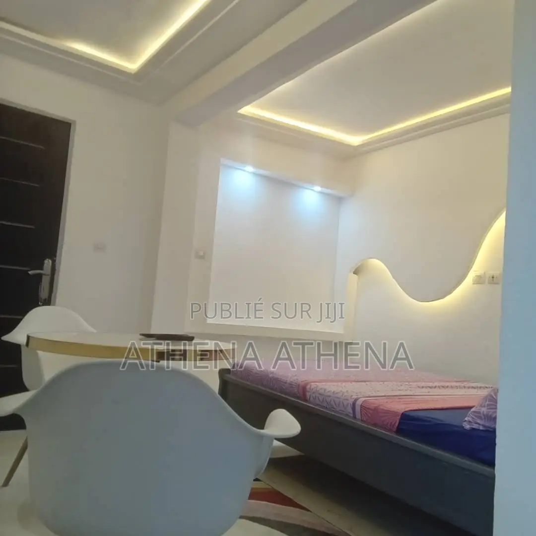 Annonce N°28-Sylvia