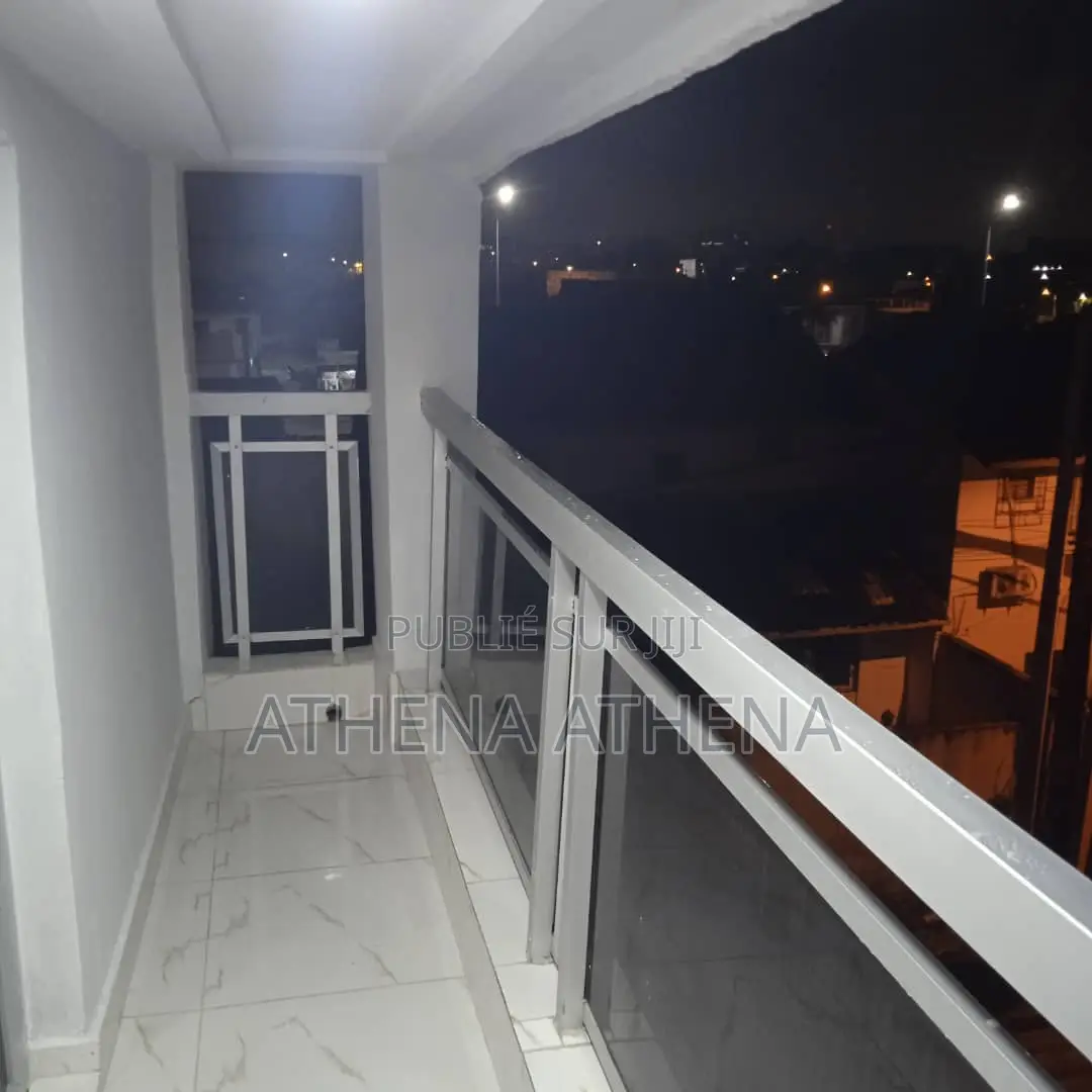 Annonce N°28-Sylvia