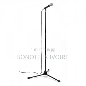 Photo - Trépied Disponible = Piano  -- Guitare  --Micro 