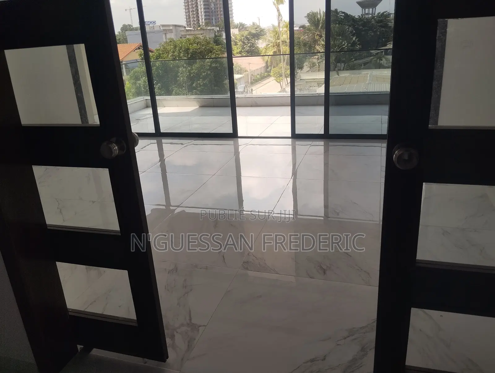 3chbre Appartement dans Marcory à Louer