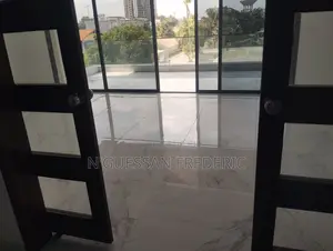 3chbre Appartement dans Marcory à Louer